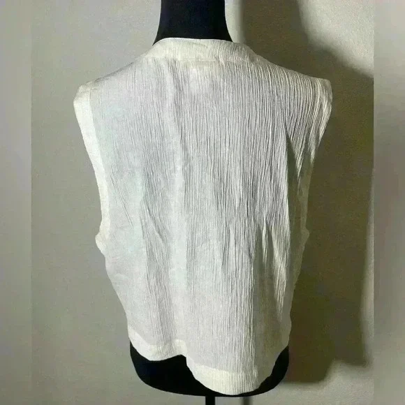 Allure Vintage White Floral Crochet Vest - Size 2X (fits like XL) - Picture 4 of 8